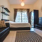 Beautiful Studio On 10 Floor Of Marina View Tower