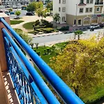 Newly Furnished Cozy One Bed Room Apartment 2 Bathroom City View