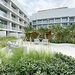 Stylish Studio Apartment In Jvc With Contemporary