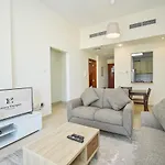 Luxury Escapes - Cozy 1 Bedroom With Study Room In Dubai Marina Park Tower