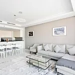 Stonetree - Paramount Tower Hotel&Residences 2 Bedroom - Amazing View