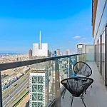 Stonetree - Paramount Tower Hotel&Residences 2 Bedroom - Amazing View