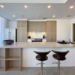 Attractive 3Br-Stella Maris Dubai Marina By Rich Stay
