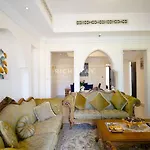 Incredible 2Br Apartment, Downtown With Burj & Dubai Mall View By Rich Stay