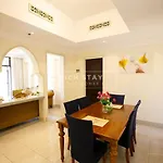 Incredible 2Br Apartment, Downtown With Burj & Dubai Mall View By Rich Stay
