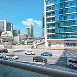 Luxury Escapes - Cozy 1 Bedroom With Study Room In Dubai Marina Park Tower