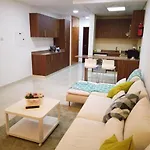 Super Oyo 741 Home Lakeside Residence 917