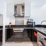 Damac Heights - 1 Bedroom In Dubai Marina With Sea View