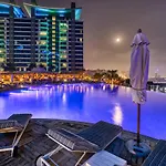 2 Bedroom App With Private Beach And Infinity Pool