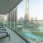 Fountain And Burj Khalifa Facing Exclusive Suite