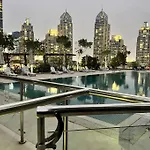 Stunning Canal And Palm View Apartment \'Best Unit\'