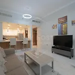 KeyHost - Regent Court JVC - KG20