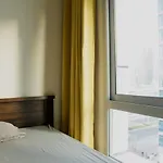 Yellow Studio Apt 511 Hotel In Marina Diamond One