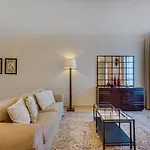Huge Sea View Studio In Murjan Jbr