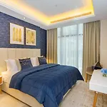 Bespoke Holiday Homes - Palm Jumeirah- 2 Bedroom Sea View With Pool & Beach Access, The 8