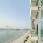 Trophy 2Bdr Sandy Shores Retreat With Panoramic Sea View & Private Beach Access