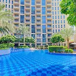 Dream Inn Apartments - Standpoint Tower