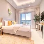 Modern Studio At Hera Tower Dubai Sports City By Deluxe Holiday Homes
