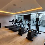 Stay By Latinem Luxury 2Br Holiday Home Cvr B407 Near Burj Khalifa
