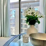 Stunning 1Br Apartment With Breathtaking Views