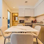 Superior 1Br In Burj Royale - Downtown Dubai