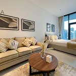 Mira Holiday Homes - Serviced Studio In Marquise Square