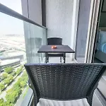 Stay By Latinem Luxury 1Br Holiday Home Cvr A1413 Near Burj Khalifa