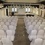 Arabian Courtyard Hotel & Spa