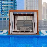 Astonishing Marina & Sea View Modern Apartment