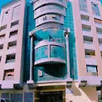 Al Raea Hostels Near Adcb Metro Station