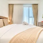 Exclusive Offer Best Price For Stunning 3Br Stay By Deluxe Holiday Homes