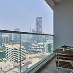 Studio With Best View Of Dubai