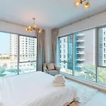 Best 2 Bedroom Marina Apartment
