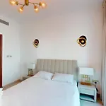 Best 2 Bedroom Marina Apartment
