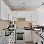 Stonetree - Furnished Studio With Canal View