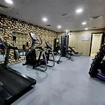 Ritzy 1Br At Global Golf Residence 2 Sports City By Deluxe Holiday Homes