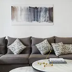 Delightful 2Br In Damac Waves - 10 Min Walk2Beach