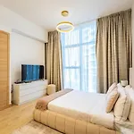 Comfy And Stylish Studio In Regina Towers - Jvc