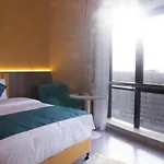 Six Seasons Hotel