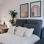 Cozy 1-Br In Old Town Near Burj Khalifa