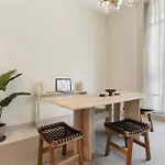 Larbi Luxurious 1Br In Polo Residence