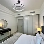 Lux Bnb I Sun Rise Bay I Palm & Sea View