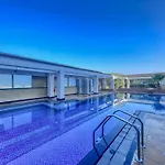Difc 1Br At Skygardens Tower