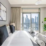 Ultra Luxury Emaar Beachfront - Private Beach And Pool