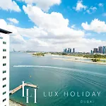 Lux - Opulent Island Suite Burj Khalifa View 1