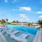 Fam Living - Modern 1-Bedroom Gem In Jbr, Steps From The Beach