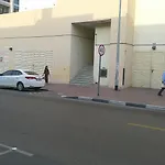 Ruby Star Hostel Dubai G P-34567