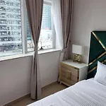 Granada Apartments Marina Diamond 5