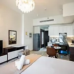 Stylish Studio - Miracle Gardens