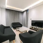 02 Diamond Jumeirah Garden City 1Br Apt